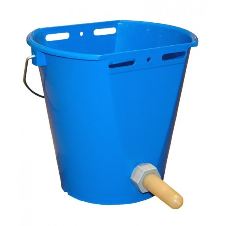 Wiadro ze smoczkiem dla cieląt